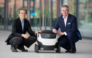 Hermes and Starship to Start Delivery Robot Tests This Month